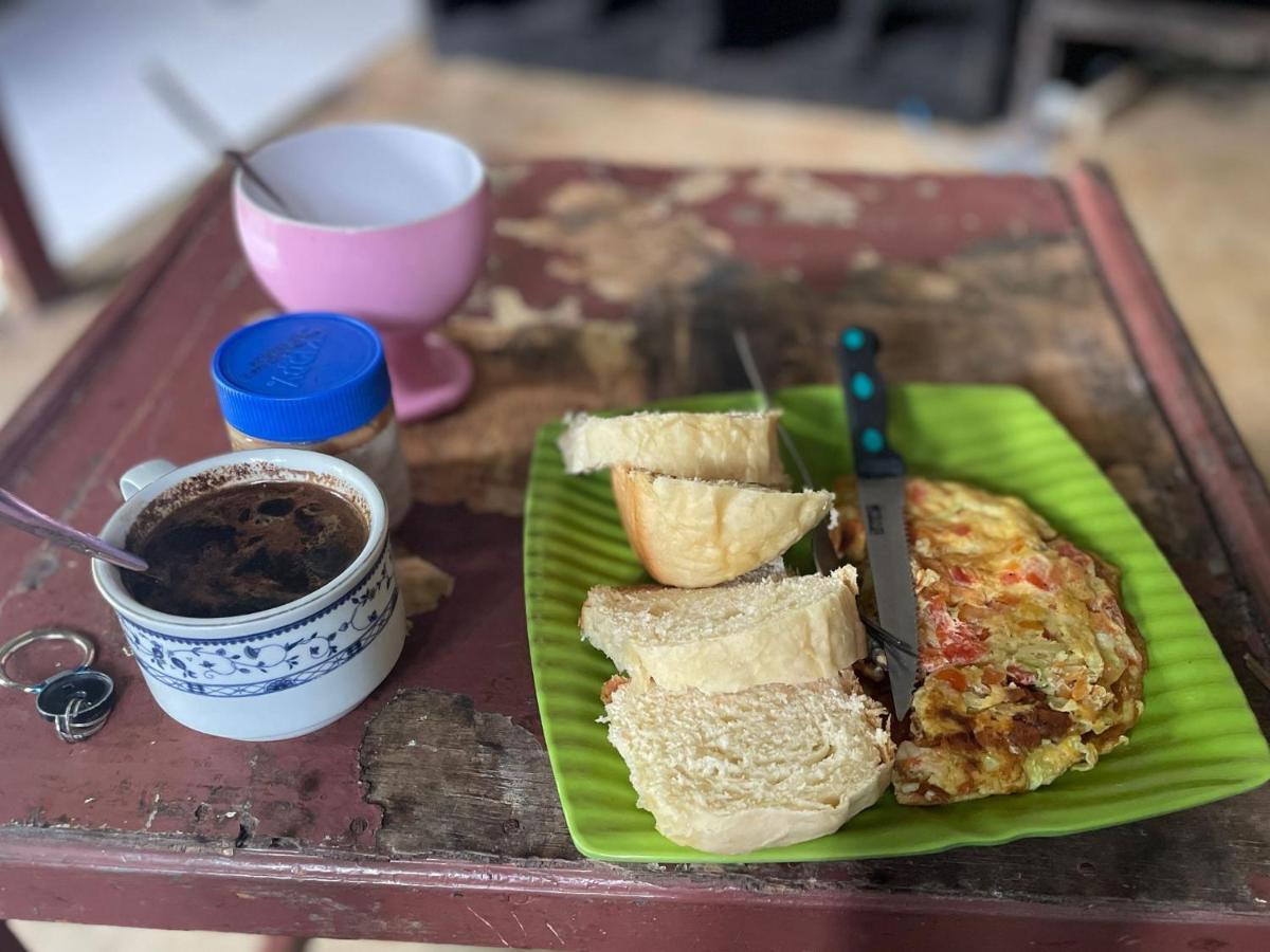 Hidayah Homestay Kelimutu Eksteriør bilde