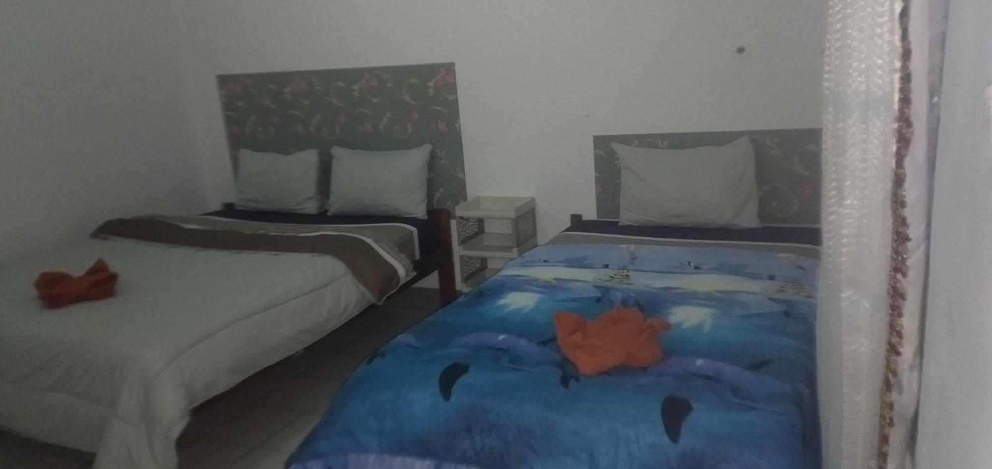 Hidayah Homestay Kelimutu Eksteriør bilde