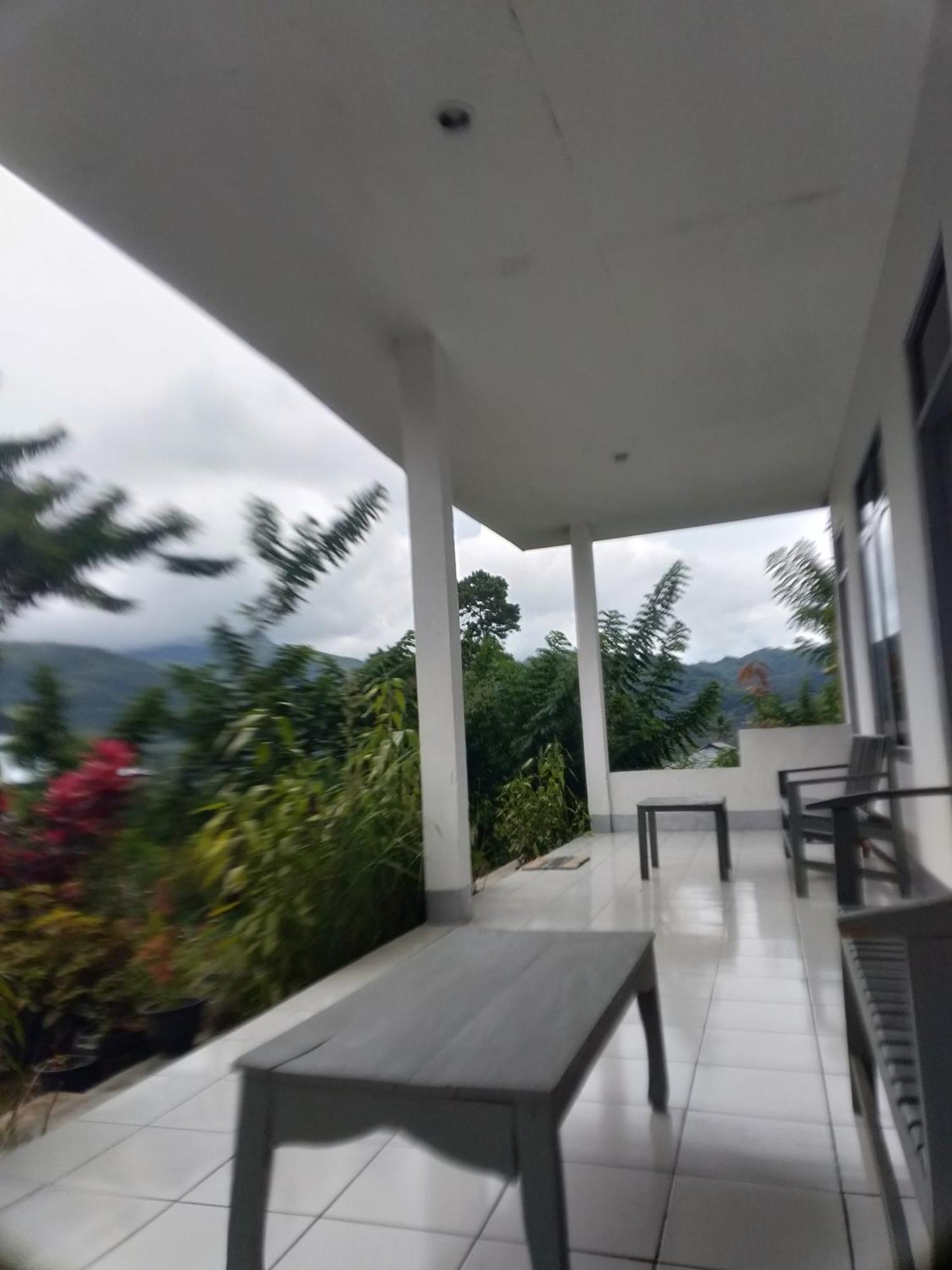 Hidayah Homestay Kelimutu Rom bilde