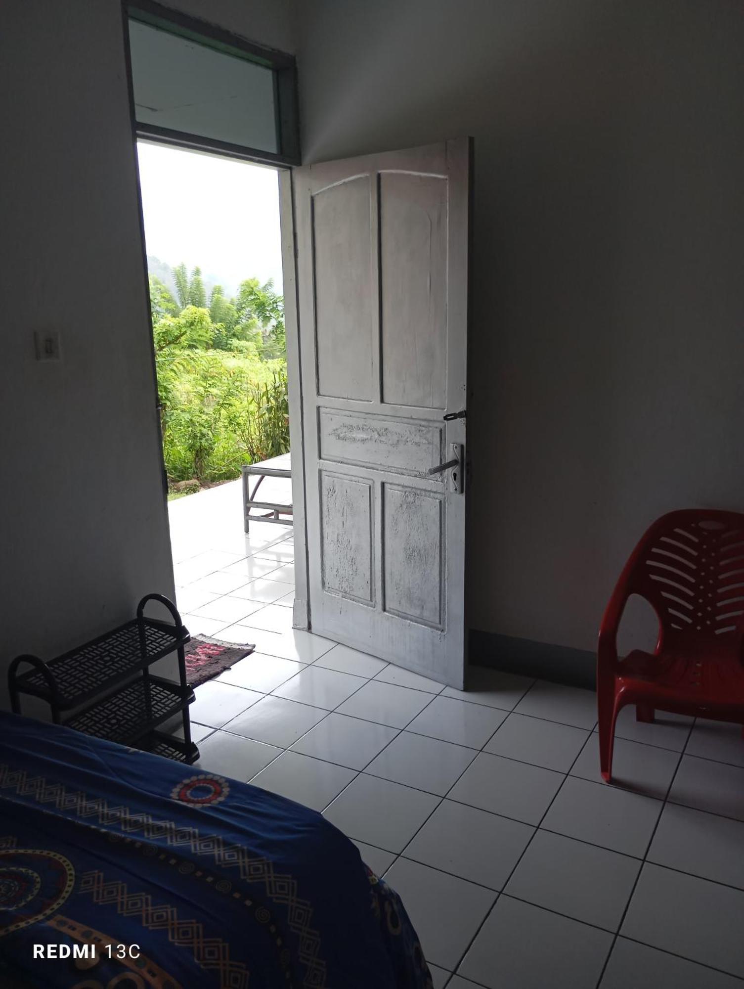 Hidayah Homestay Kelimutu Eksteriør bilde
